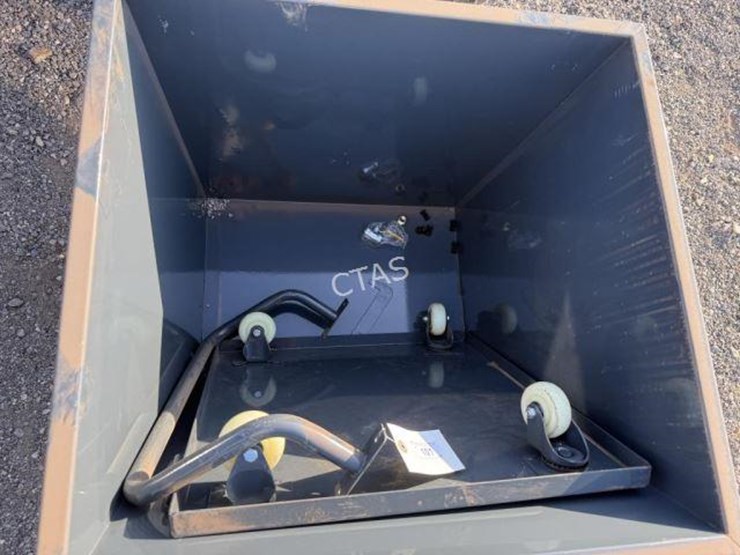 #101-•-mobile-self-loading-dumping-hoppers-image-2