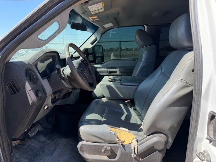 2013-ford-f350-image-10