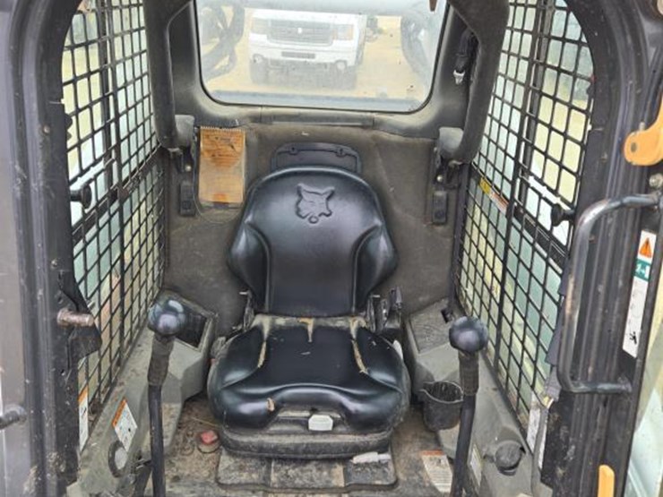 bobcat-s750-image-17