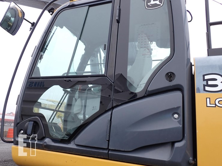 2016-deere-300g-lc-image-14