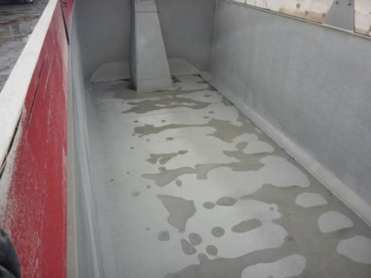 2015-peterbilt-367-image-36