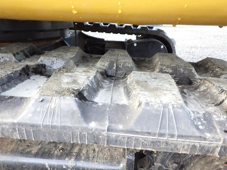 caterpillar-305.5-image-40