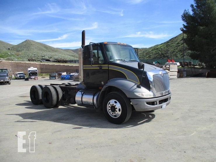 2009-international-transtar-8600-image-2