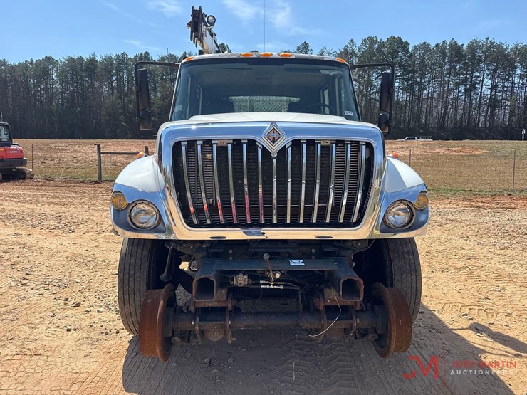 2008-international-workstar-7300-image-7