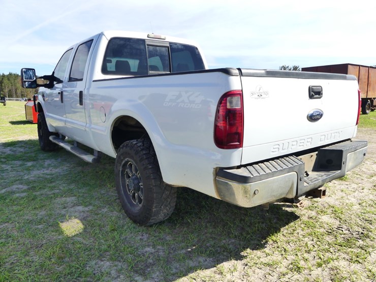 2010-ford-f250-xlt-image-3