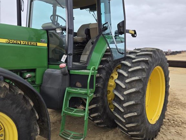 2001-john-deere-7810-image-18