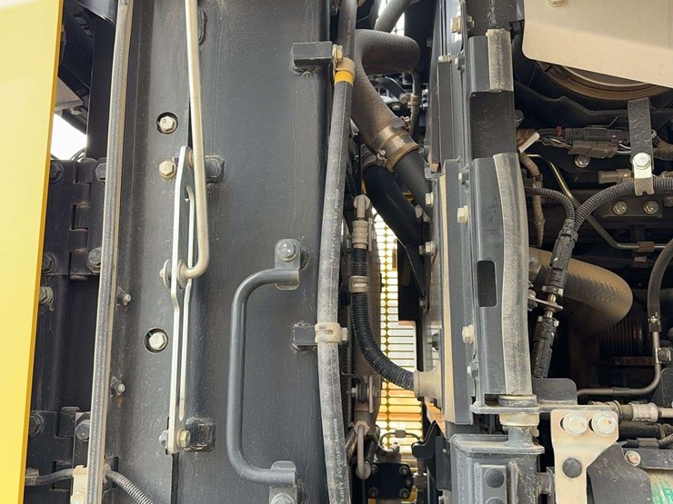 2018-komatsu-wa270-image-26