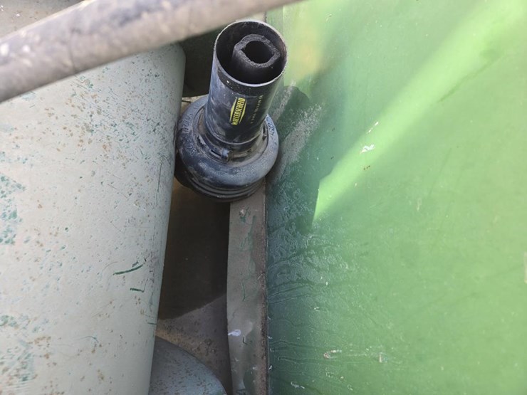 john-deere-212-image-5