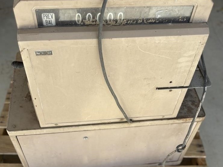 vintage-cash-register-image-4