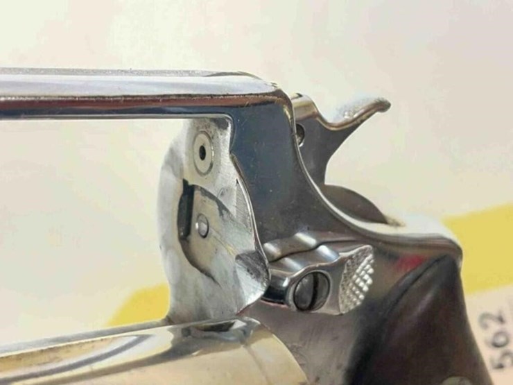 smith-&-wesson-revolver-image-16