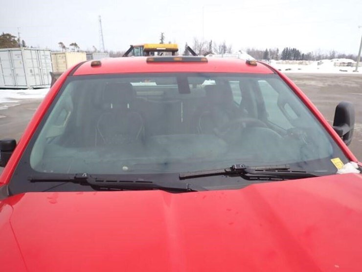 2019-chevrolet-silverado-3500hd-image-51