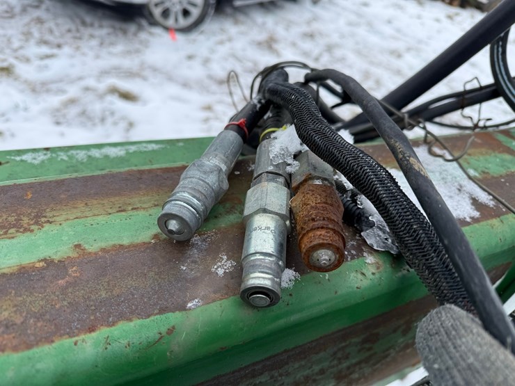 john-deere-7200-image-18