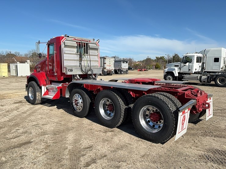 2001-kenworth-t800-image-4