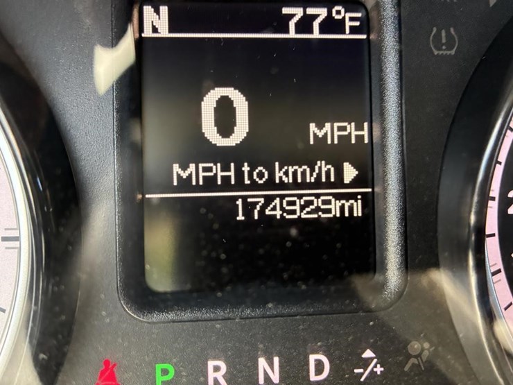 2016-ram-2500-hd-image-10