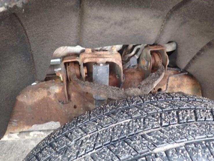 2019-chevrolet-silverado-3500hd-image-58