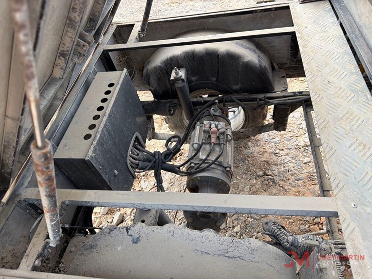 evolution-turfman-800-electric-golf-cart-image-8