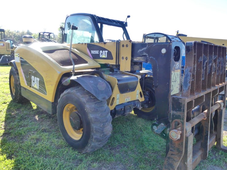 2018-caterpillar-th255c-image-3