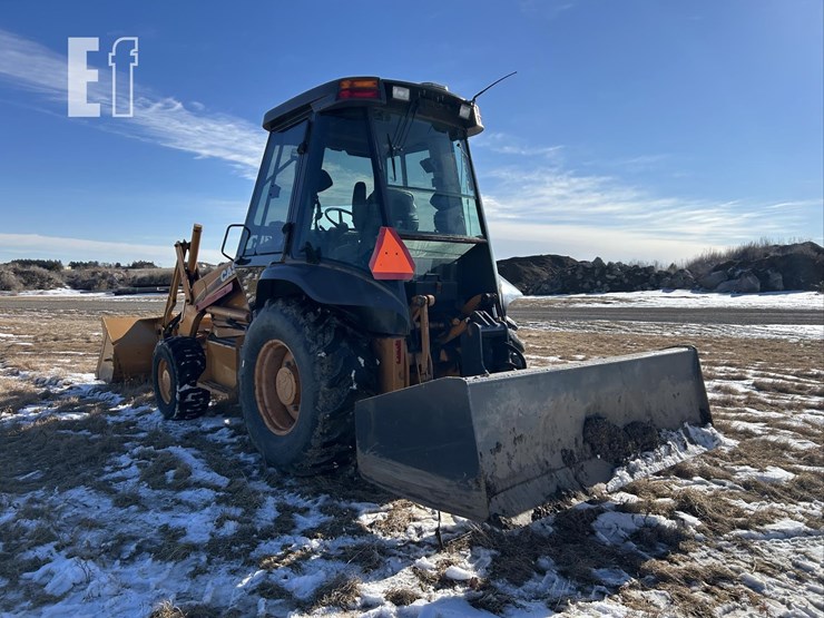 2000-case-570m-xt-image-7