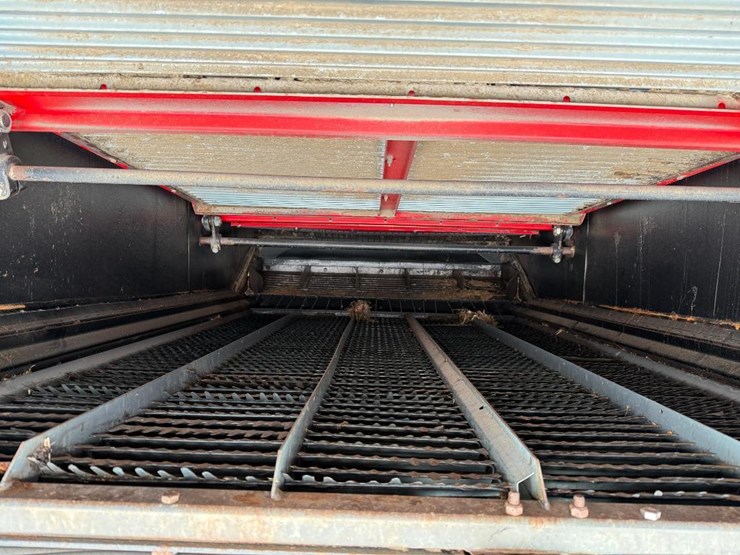 massey-ferguson-8780-image-28