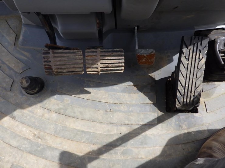 2014-caterpillar-430f-it-image-41