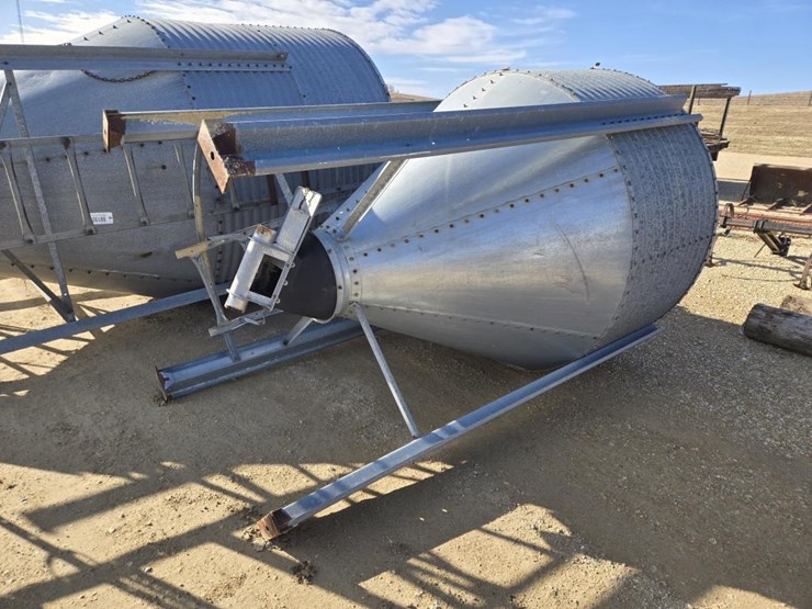 #196-•-1-ton-bulk-bin-image-6