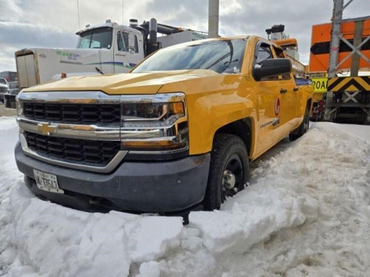 2016-chevrolet-silverado-1500-image-4