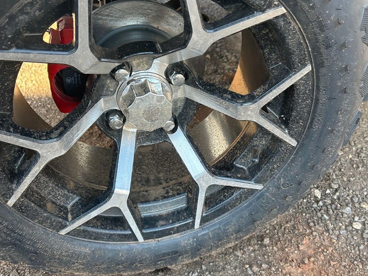 sdlanch-sdlgc100-electric-6-seat-gilf-cart-image-3