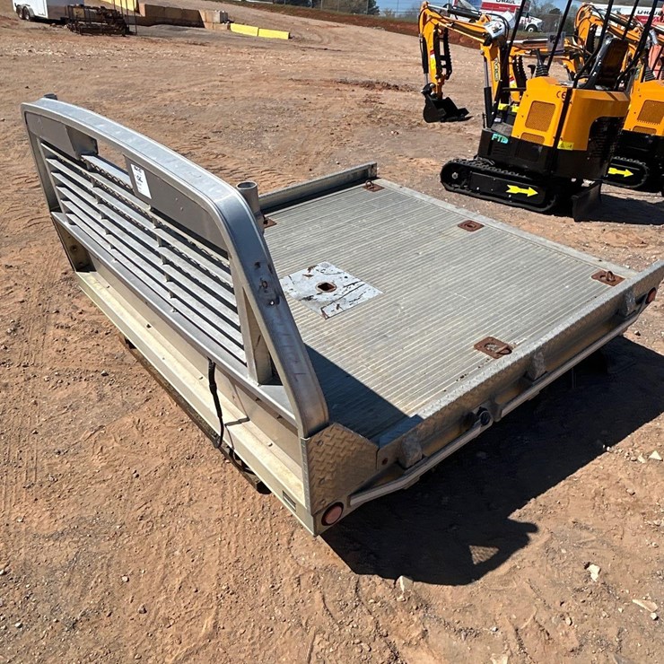 HILLSBORO 81IN x 7FT ALUMINUM TRUCK FLATBED BODY