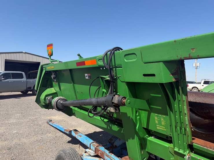 john-deere-608c-image-12