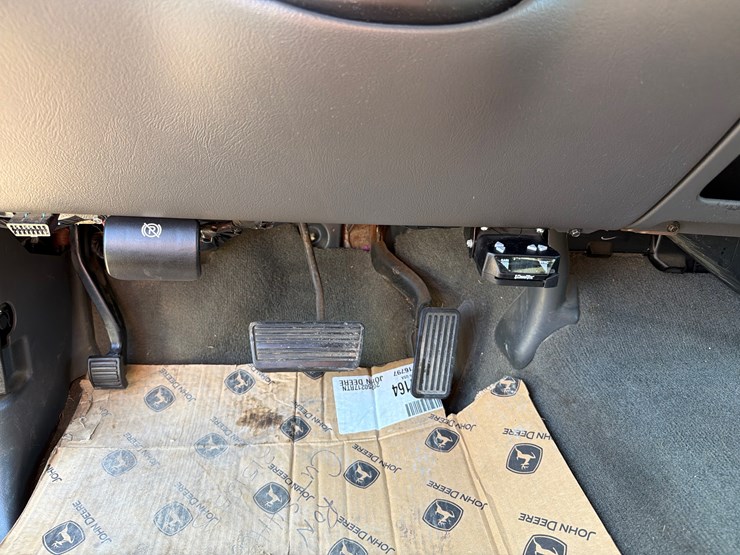 chevrolet-2500hd-image-9