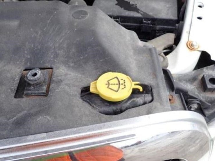 2013-ram-1500-slt-image-38