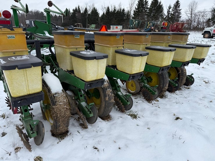 john-deere-7200-image-6