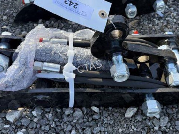 #243-•-mini-excavator-hydraulic-thumb-image-2