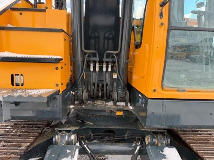 2023-hyundai-hx130a-lcr-image-37