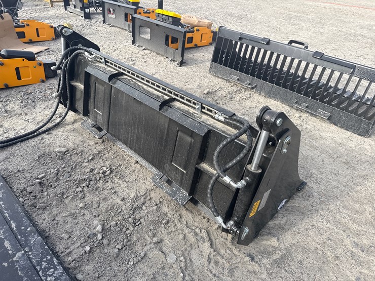 #2085-•-unused-giyi-kh72-72"-skid-steer-4-in-1-bucket-inv#-42024-image-3