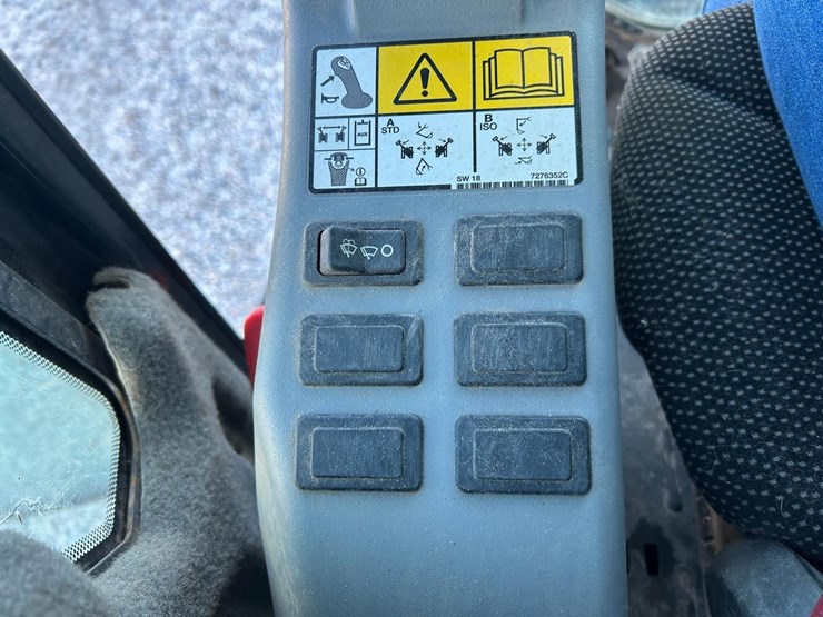 2021-bobcat-e42-image-26