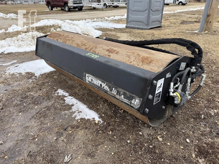 vibratory-roller-image-1