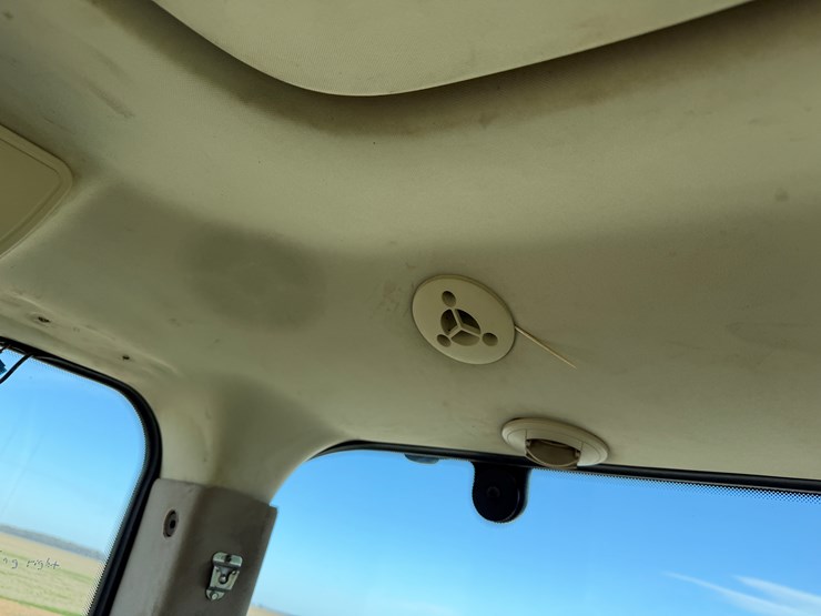 john-deere-8320rt-image-83