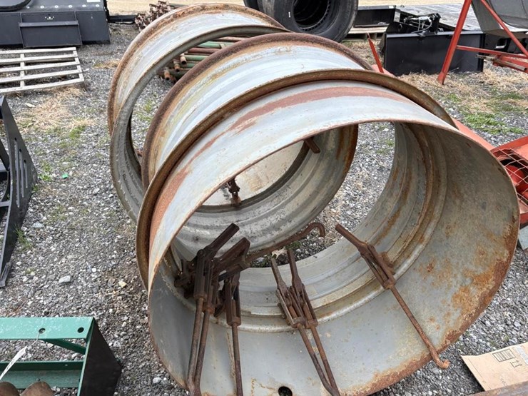 clamp-on-dual-wheels-image-2