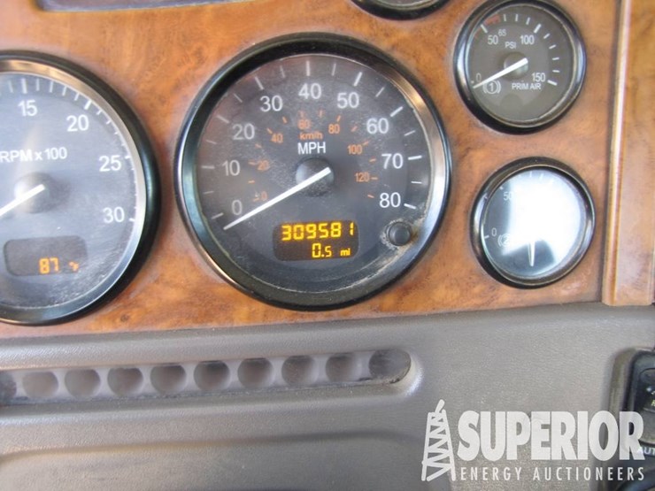 2008-peterbilt-357-image-3