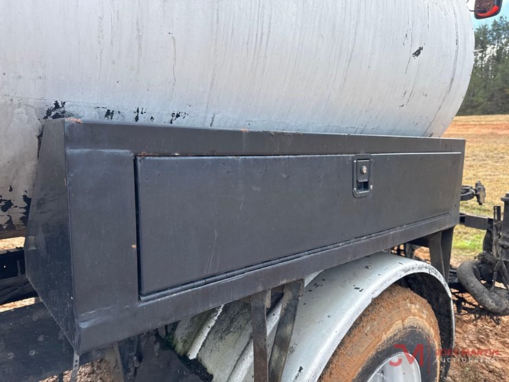 2000-international-4700-image-10