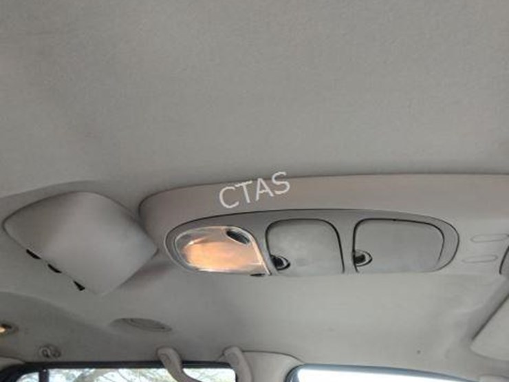 2000-ford-expedition-xlt-image-14