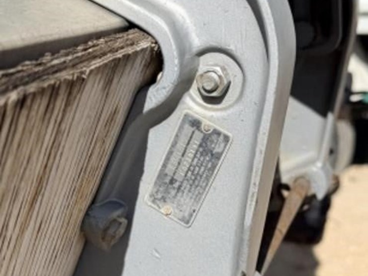 l3---1983-basstracker-boat-image-8