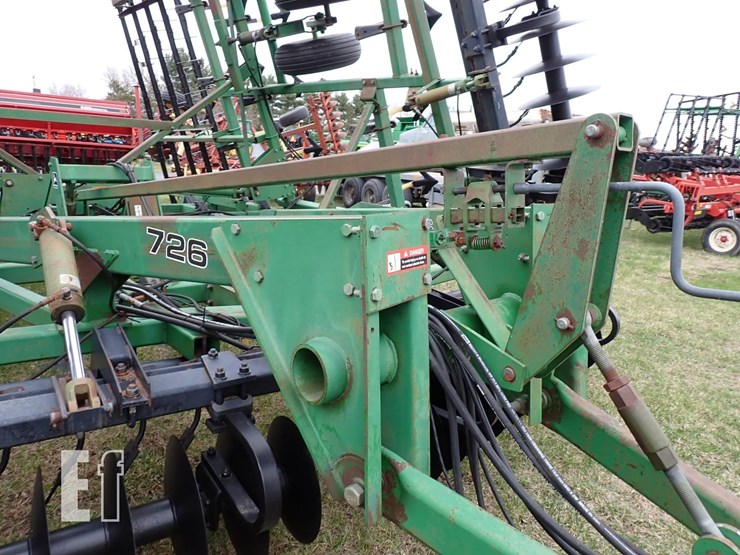 john-deere-726-image-5