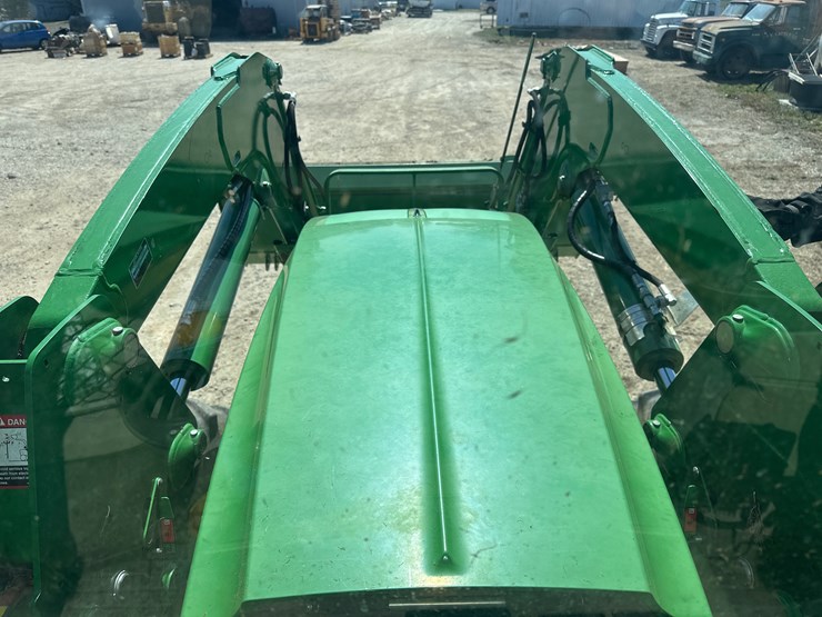 john-deere-6110r-image-13