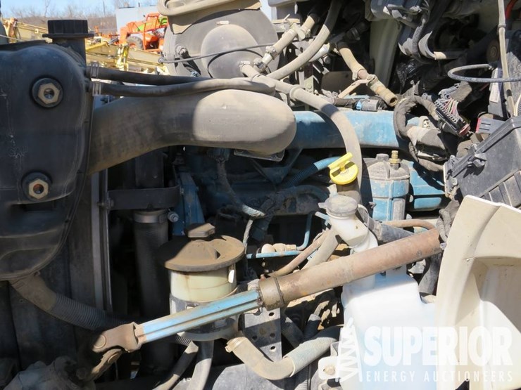 2005-international-durastar-4400-image-13