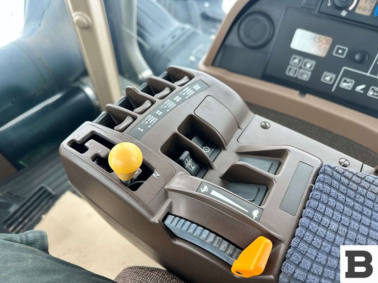 2011-john-deere-9530-image-160