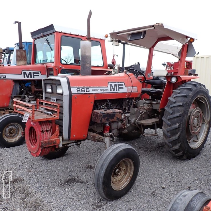 1982 MASSEY-FERGUSON 265