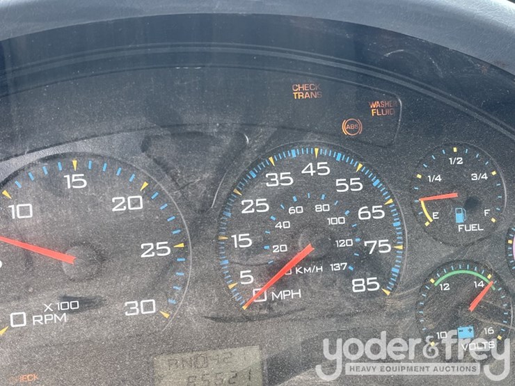 2002-international-durastar-4300-image-19