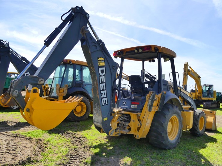 2018-deere-310l-ep-image-3